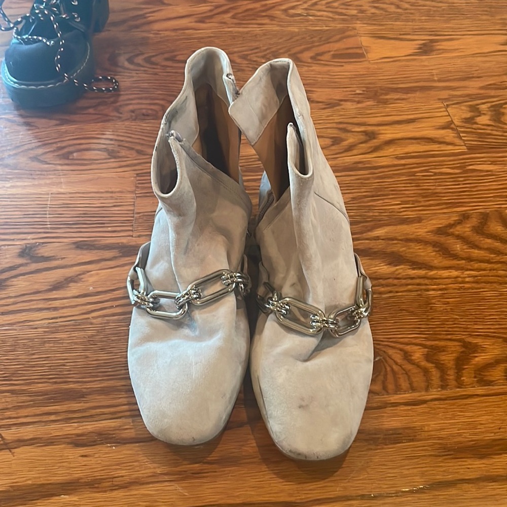 Michael Kors Collection size 6 suede booties
